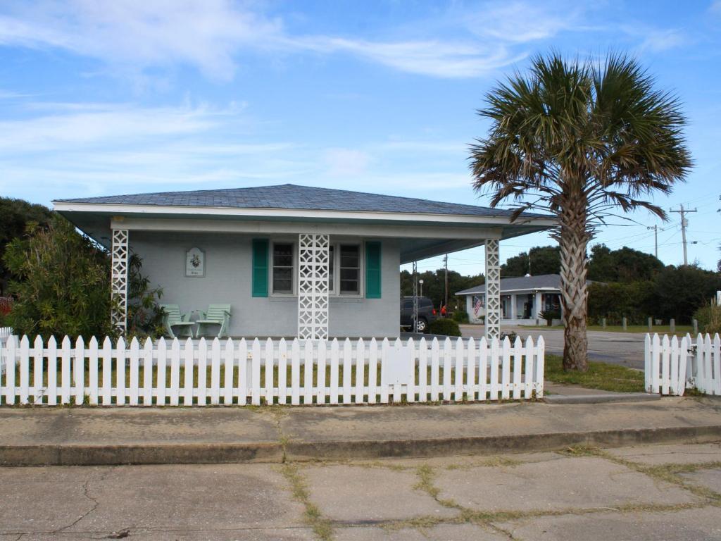 The Falcon Motel Buxton Exterior photo