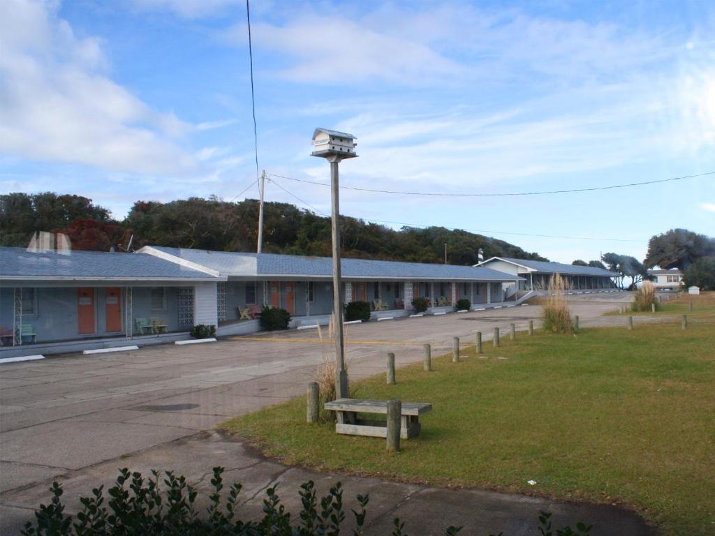 The Falcon Motel Buxton Exterior photo